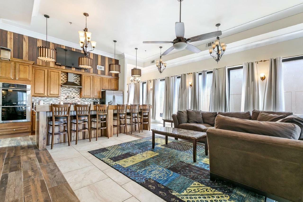 Spacious 4Br Condo On Carondelet Near All Hot Spo New Orleans Eksteriør bilde