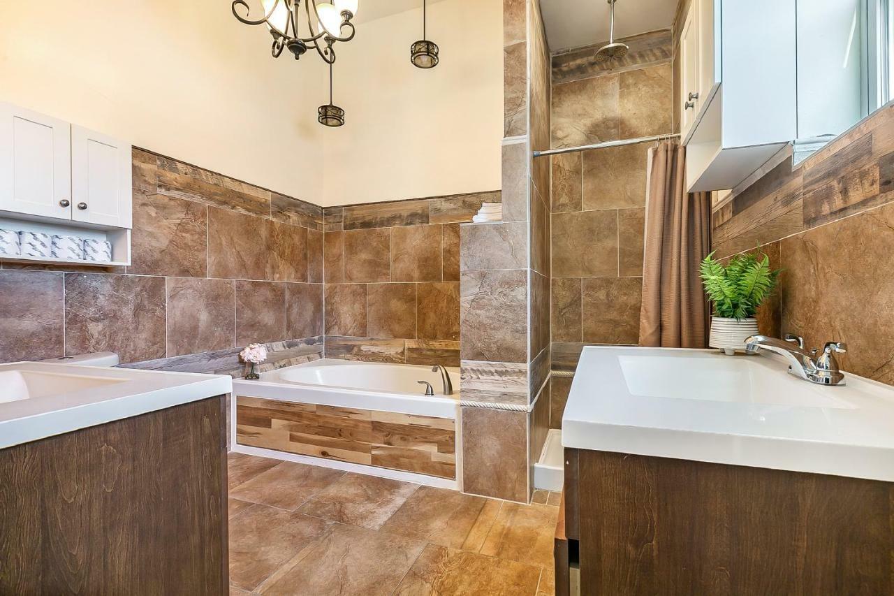 Spacious 4Br Condo On Carondelet Near All Hot Spo New Orleans Eksteriør bilde